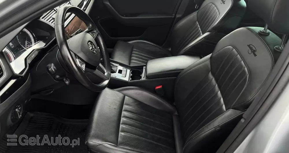 SKODA Superb 2.0 TDI 4x4 L&K DSG