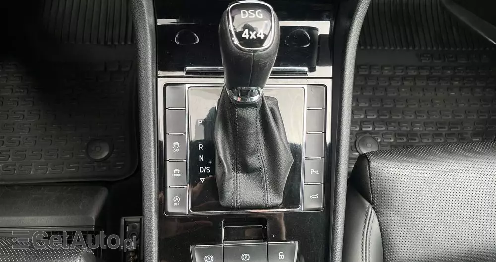 SKODA Superb 2.0 TDI 4x4 L&K DSG