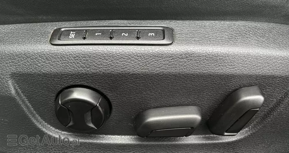 SKODA Superb 2.0 TDI 4x4 L&K DSG