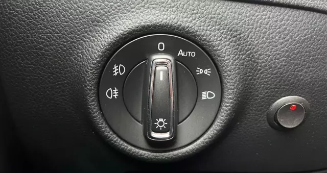 SKODA Superb 2.0 TDI 4x4 L&K DSG