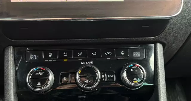 SKODA Superb 2.0 TDI 4x4 L&K DSG