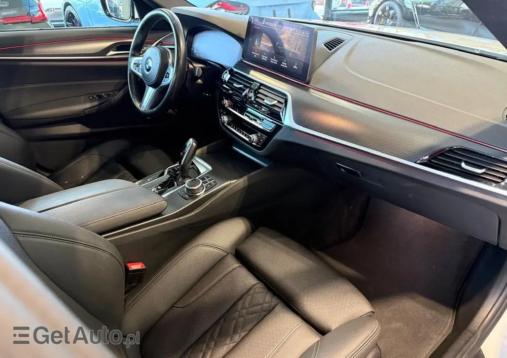 BMW Seria 5 520d MHEV M Sport sport
