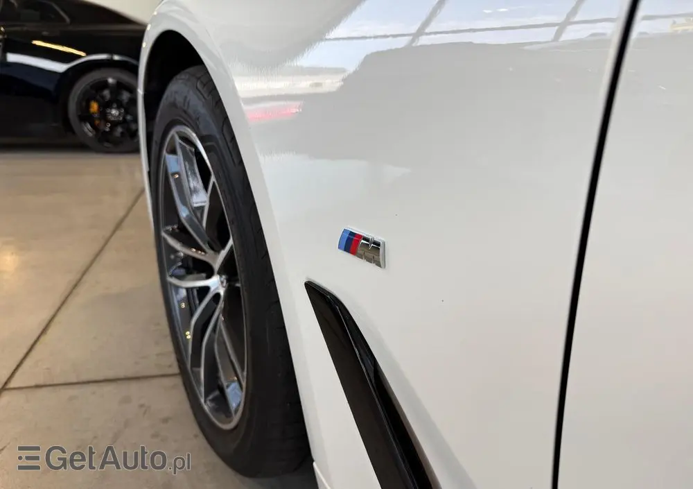 BMW Seria 5 520d MHEV M Sport sport