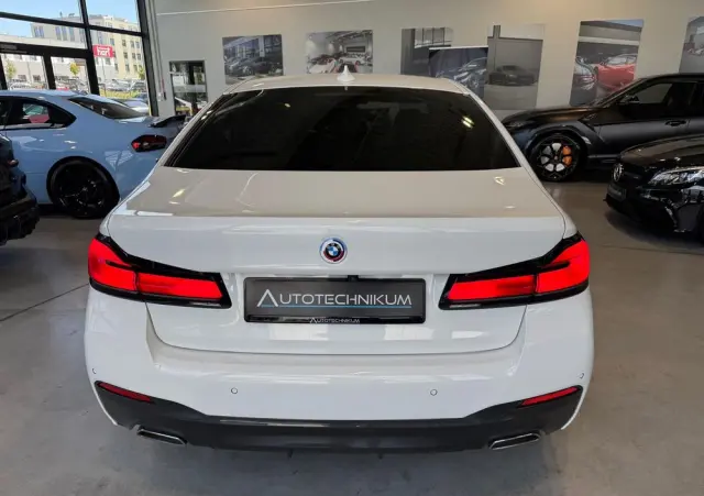 BMW Seria 5 520d MHEV M Sport sport