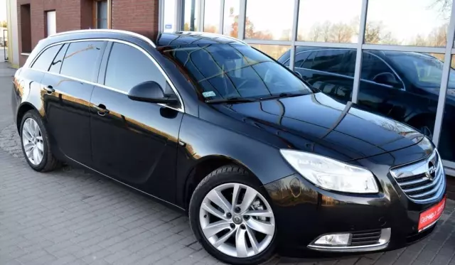 OPEL Insignia 