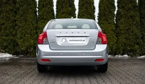 VOLVO S40 