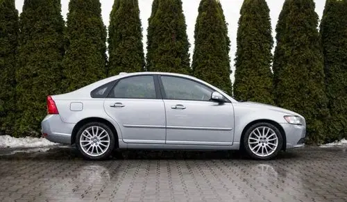 VOLVO S40 