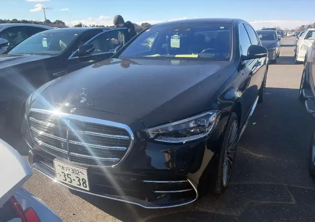 MERCEDES-BENZ Klasa S 580 4Matic L 9G-TRONIC