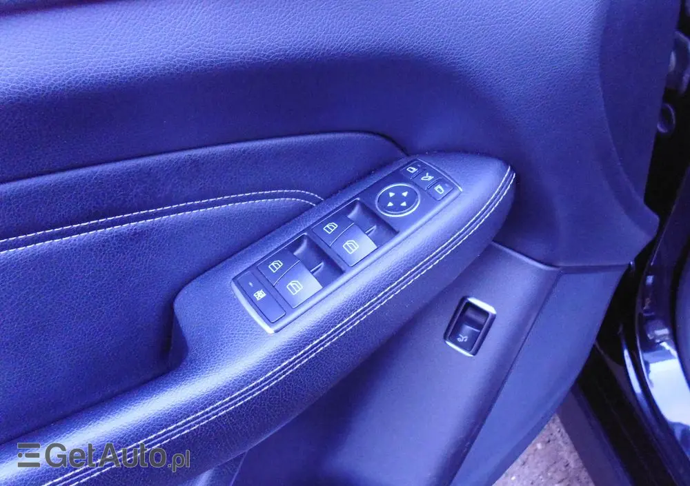 MERCEDES-BENZ ML 350 BlueTEC 4-Matic