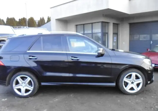 MERCEDES-BENZ ML 350 BlueTEC 4-Matic