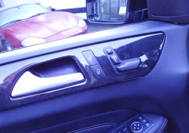 MERCEDES-BENZ ML 350 BlueTEC 4-Matic