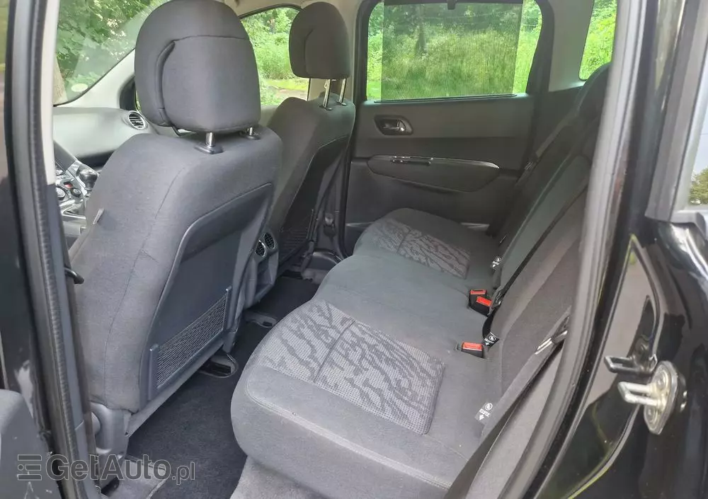 PEUGEOT 3008 HDi 115 Active