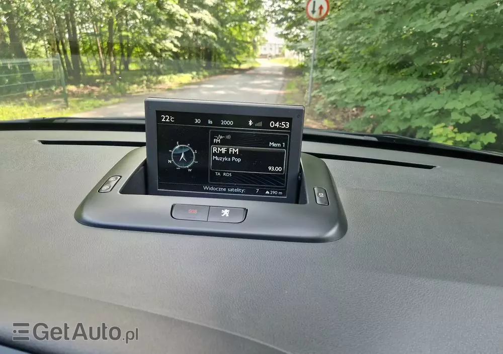 PEUGEOT 3008 HDi 115 Active