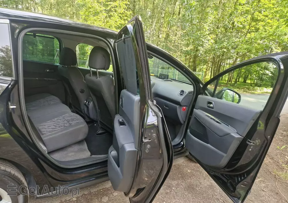 PEUGEOT 3008 HDi 115 Active