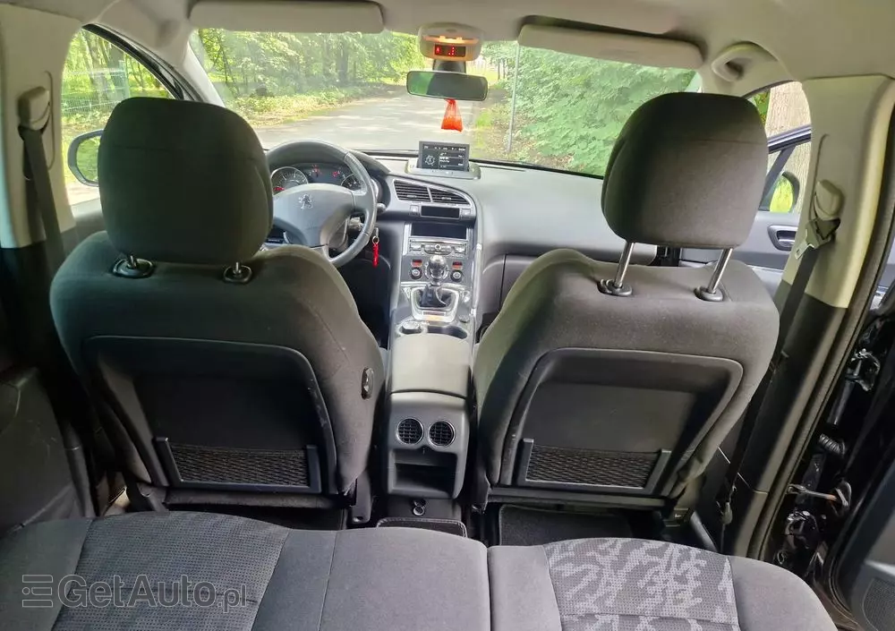 PEUGEOT 3008 HDi 115 Active