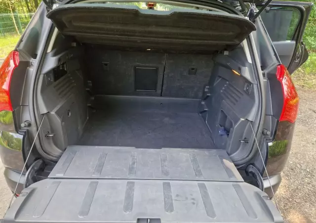 PEUGEOT 3008 HDi 115 Active