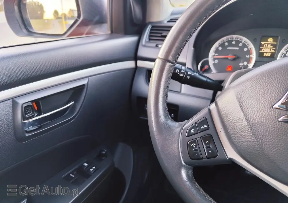 SUZUKI Swift 1.2 X-ITE