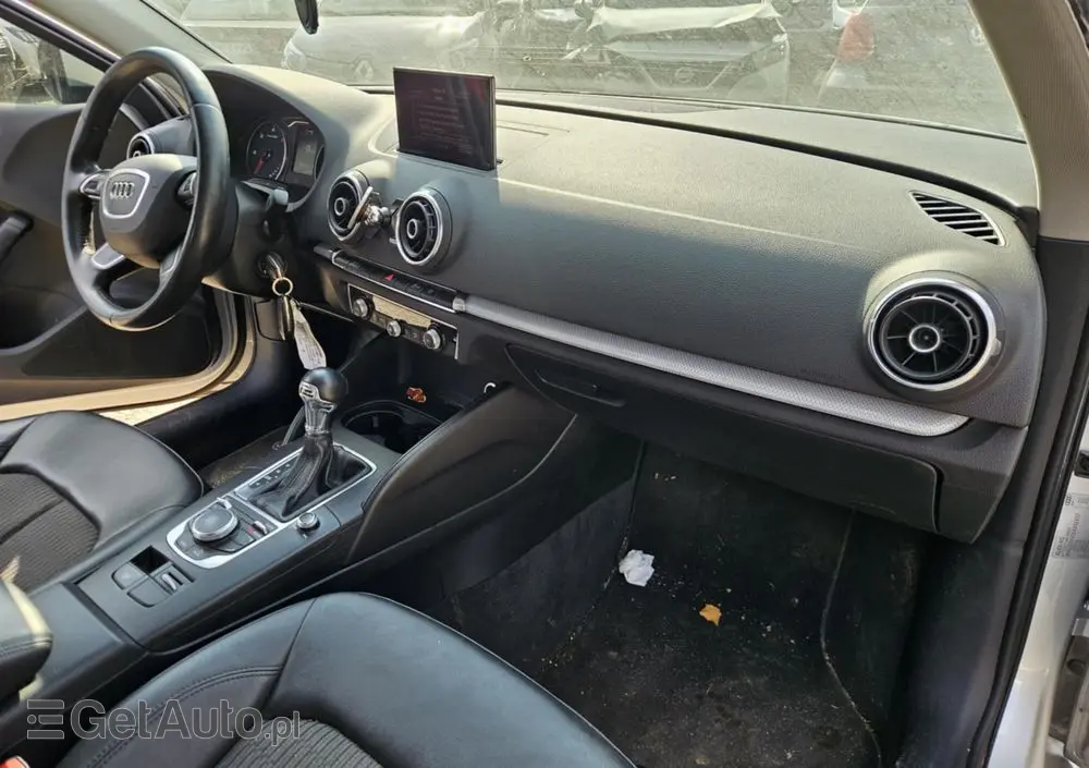 AUDI A3 Sportback 2.0 TDI S tronic S line Sportpaket