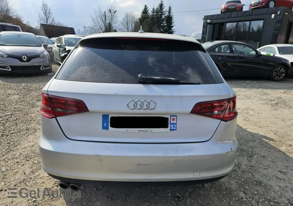 AUDI A3 Sportback 2.0 TDI S tronic S line Sportpaket