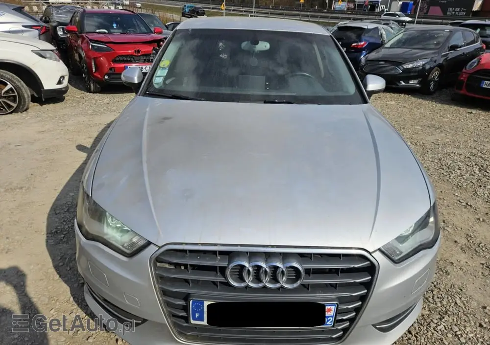 AUDI A3 Sportback 2.0 TDI S tronic S line Sportpaket