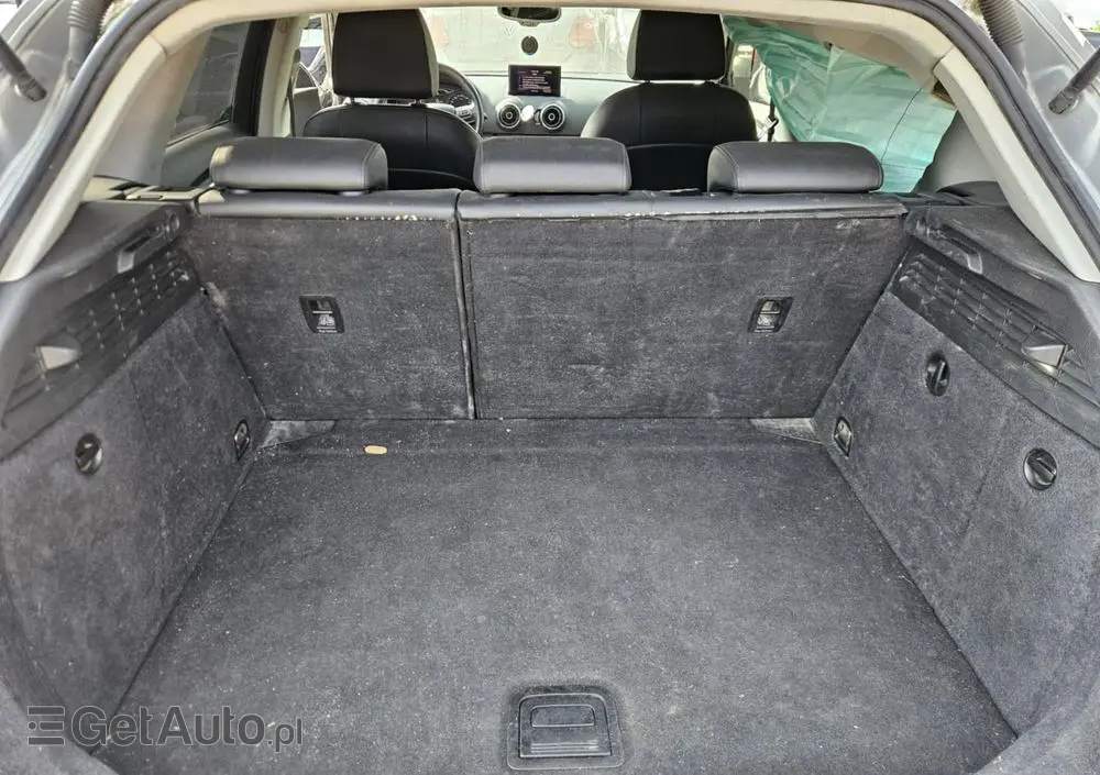 AUDI A3 Sportback 2.0 TDI S tronic S line Sportpaket