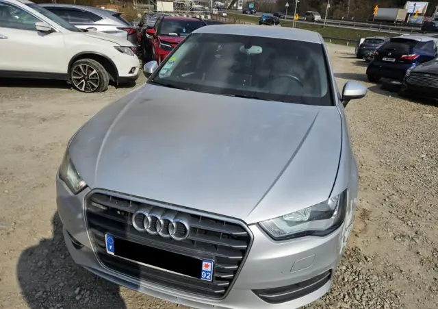 AUDI A3 Sportback 2.0 TDI S tronic S line Sportpaket