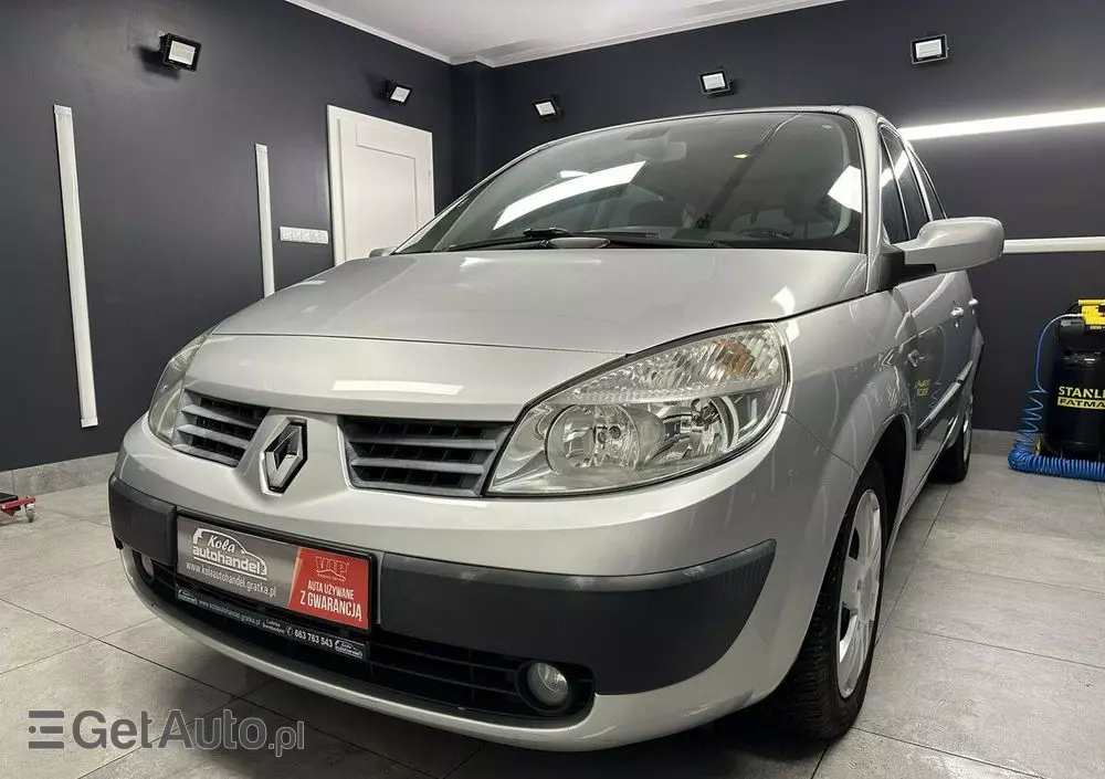 RENAULT Scenic 