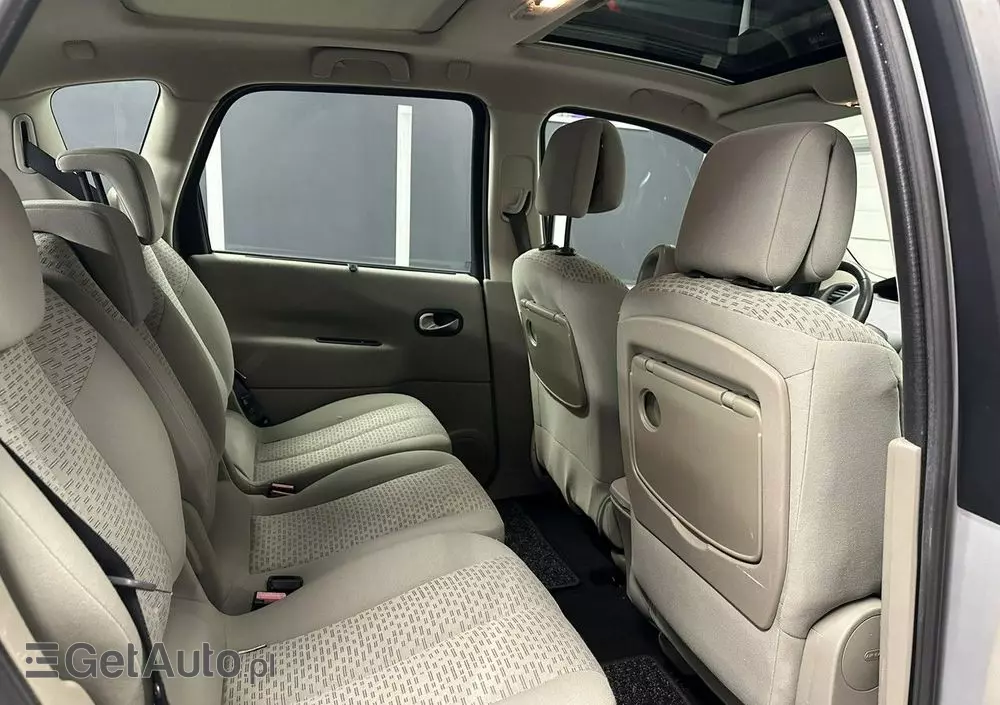 RENAULT Scenic 