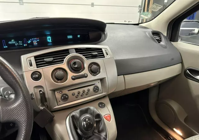 RENAULT Scenic 