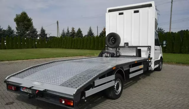 VOLKSWAGEN Crafter 