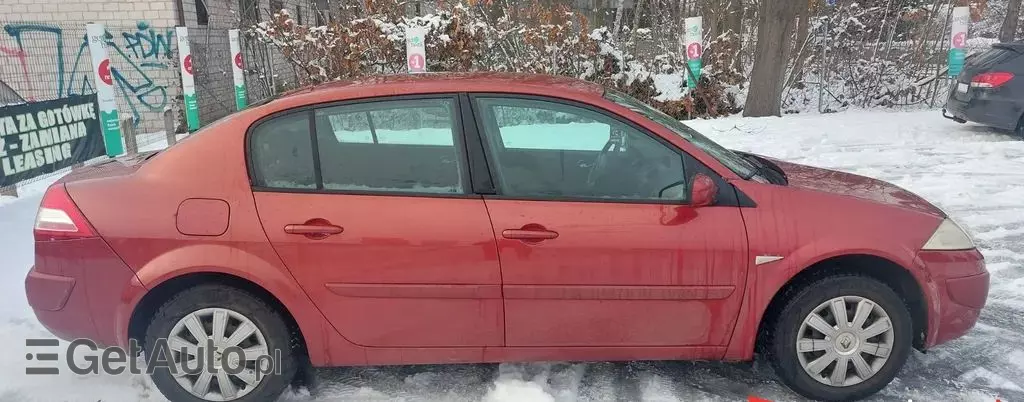 RENAULT Megane 