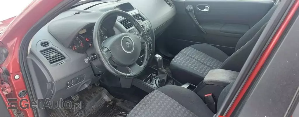 RENAULT Megane 