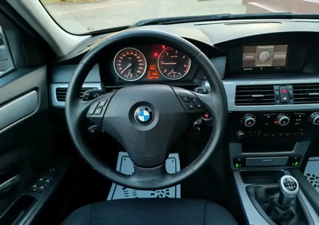 BMW Seria 5 520d