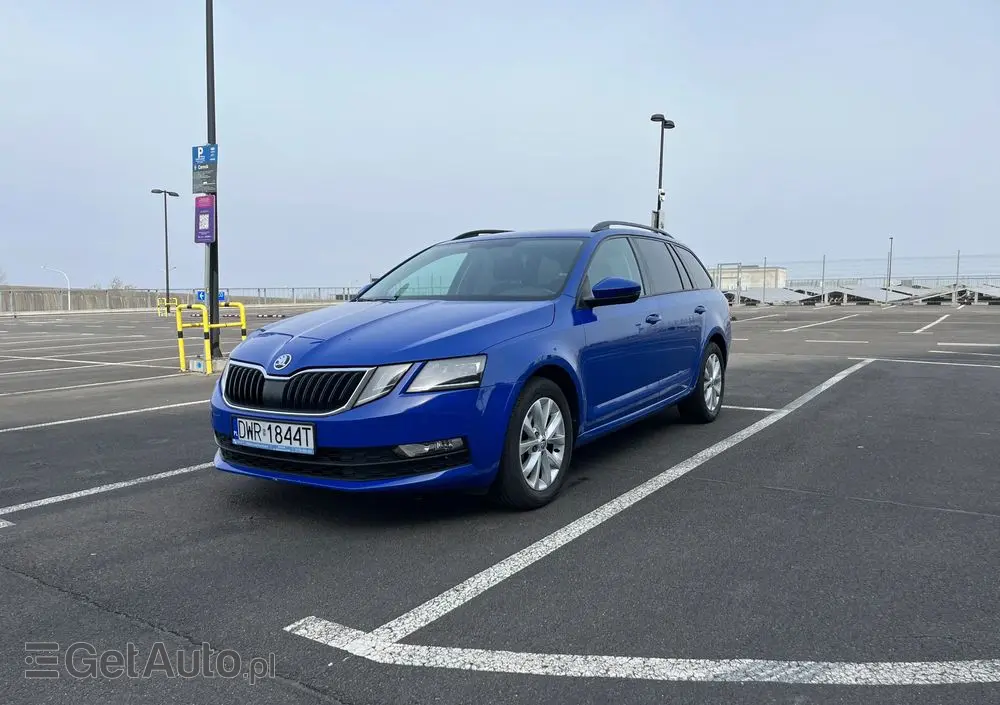 SKODA Octavia 1.5 TSI ACT DSG Style