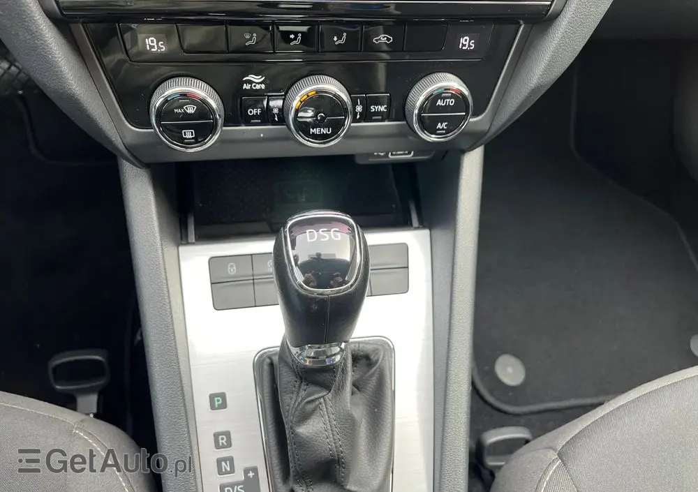 SKODA Octavia 1.5 TSI ACT DSG Style