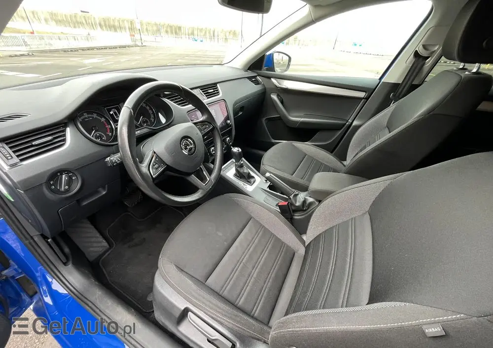 SKODA Octavia 1.5 TSI ACT DSG Style