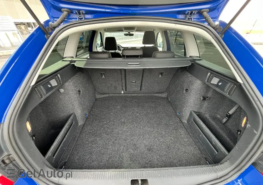 SKODA Octavia 1.5 TSI ACT DSG Style