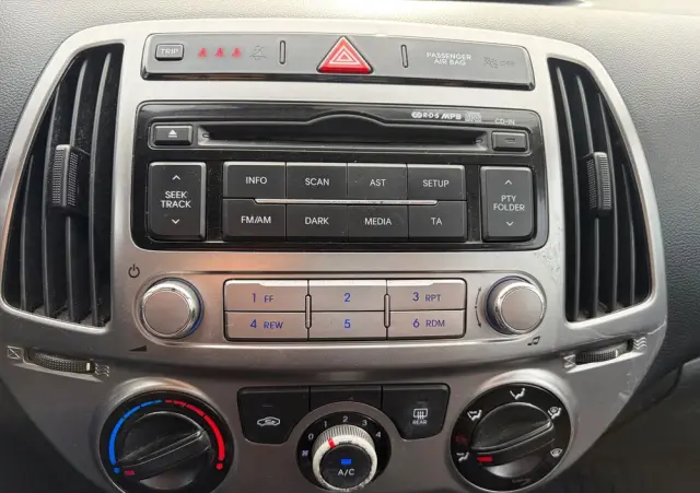 HYUNDAI I20 1.2 Classic