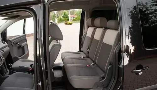 VOLKSWAGEN Caddy 