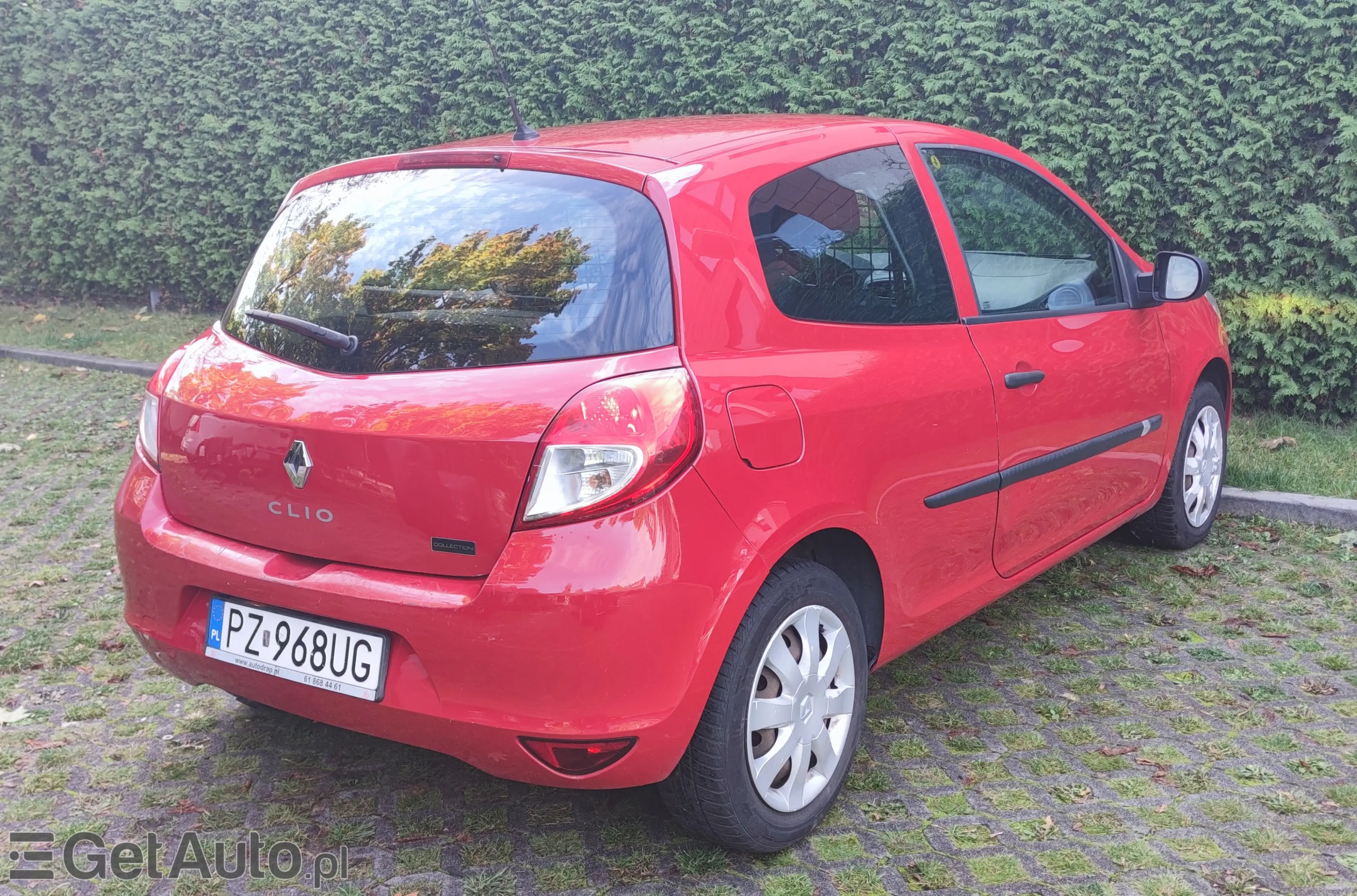 RENAULT Clio 