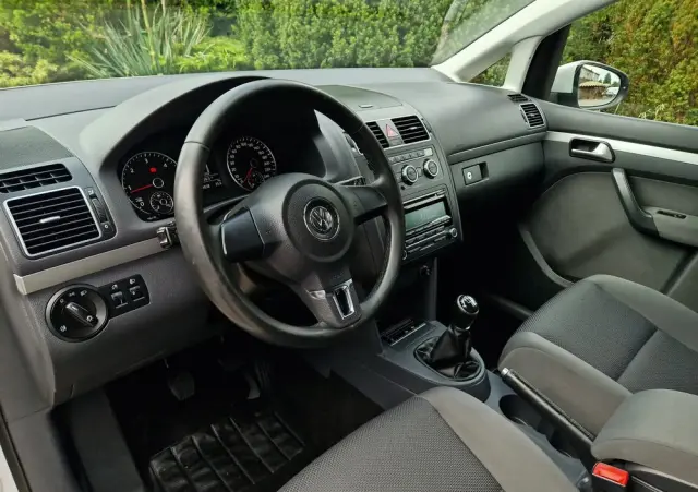 VOLKSWAGEN Touran 1.6 TDI DPF Comfortline