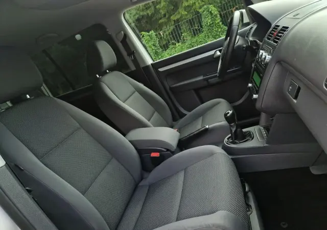 VOLKSWAGEN Touran 1.6 TDI DPF Comfortline