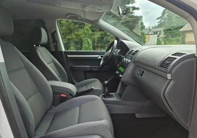 VOLKSWAGEN Touran 1.6 TDI DPF Comfortline