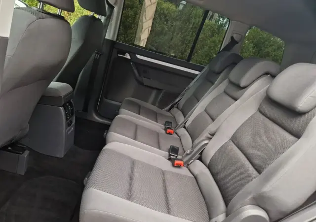 VOLKSWAGEN Touran 1.6 TDI DPF Comfortline