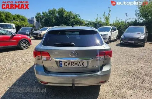 TOYOTA Avensis 