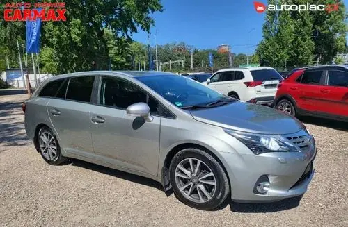 TOYOTA Avensis 