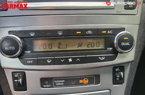 TOYOTA Avensis 