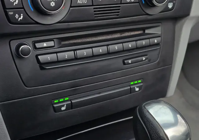 BMW Seria 3 330i M Sport Edition