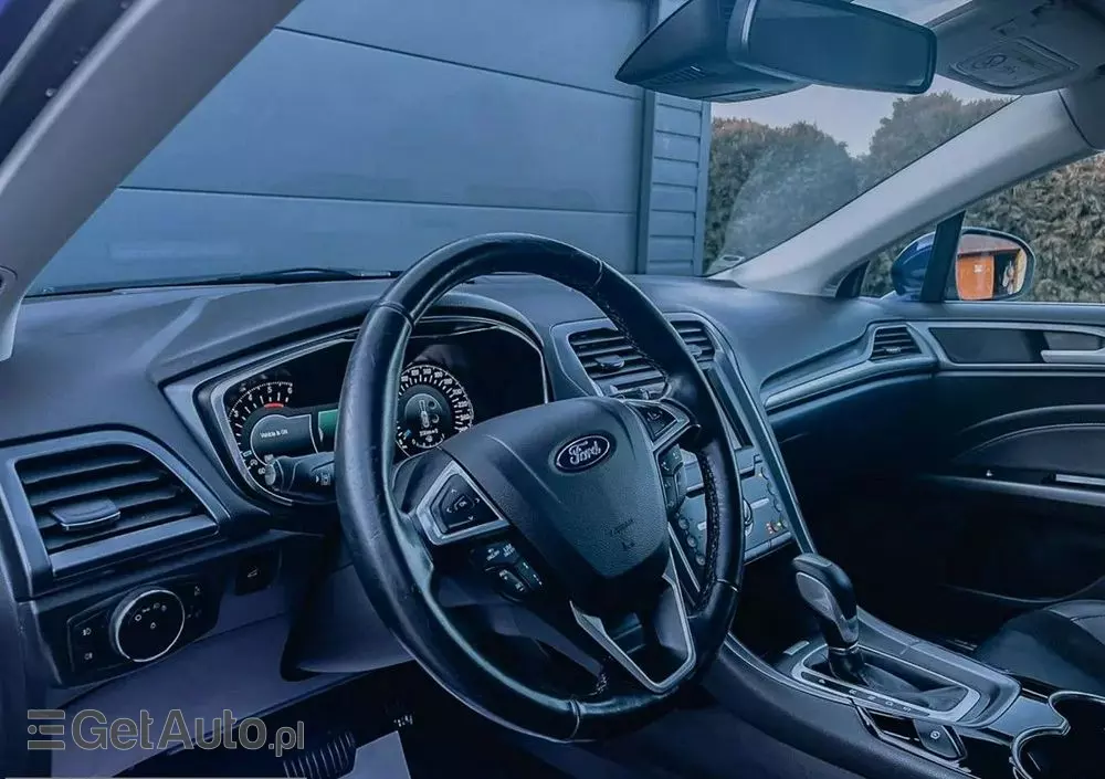 FORD Mondeo 2.0 TDCi Titanium PowerShift