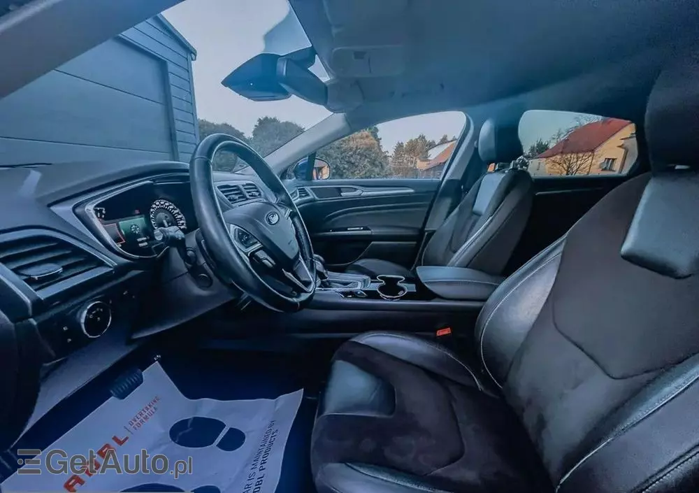 FORD Mondeo 2.0 TDCi Titanium PowerShift